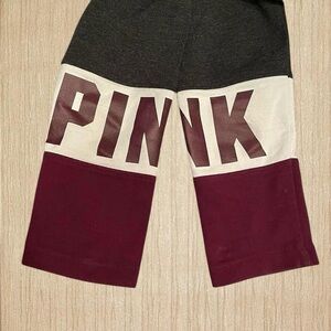 Victoria’s Secret PINK dark grey + white + maroon leggings 🍇